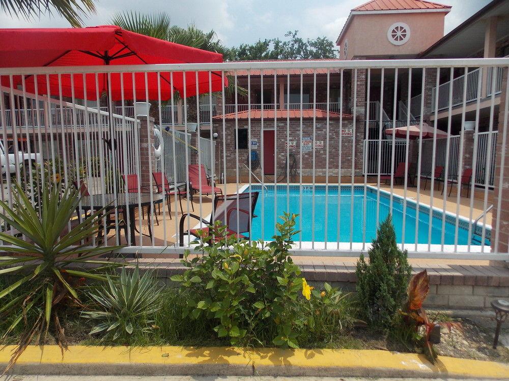 Econo Lodge Inn & Suites Downtown San Antonio Luaran gambar