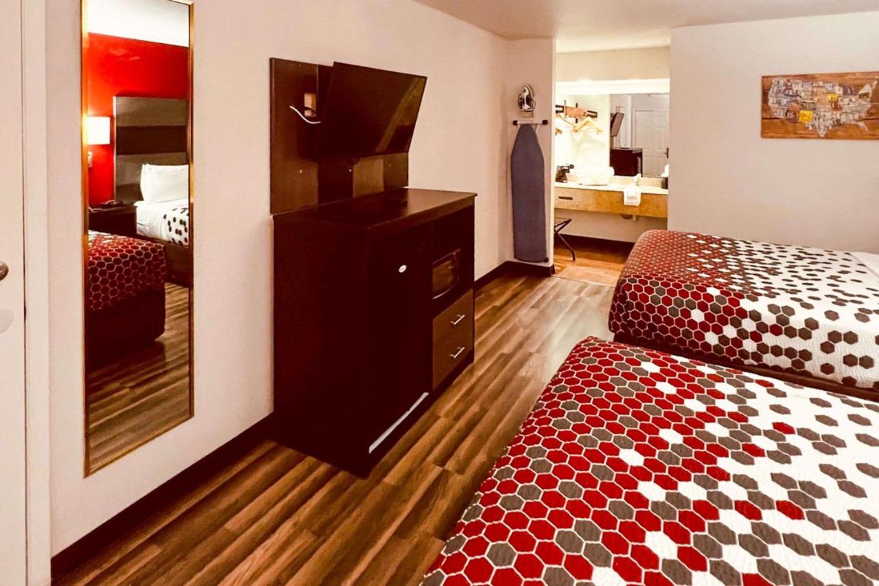 Econo Lodge Inn & Suites Downtown San Antonio Luaran gambar